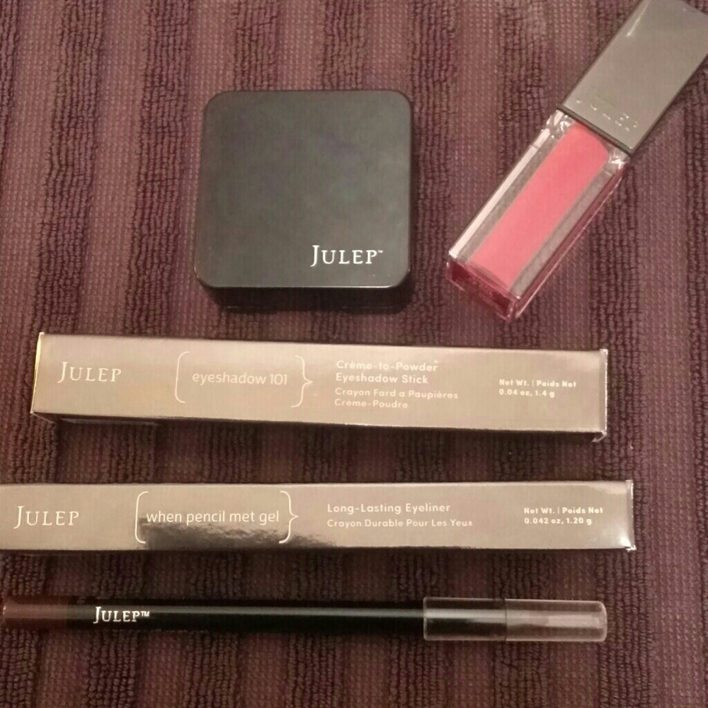Bundle of 5 new unused Julep items.